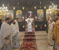 24.12.2018 г. - Царски часове, Вечерня и Василиева света Литургия в митрополитския храм 